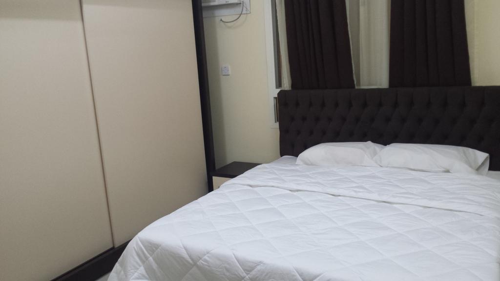 Golden Seasons Furnished Apartment Salalah Bilik gambar