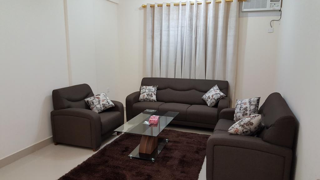 Golden Seasons Furnished Apartment Salalah Luaran gambar